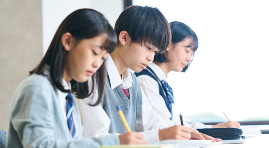 夢も勉強も、全力で取り組める充実の教育環境